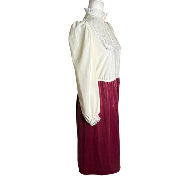 Vintage 70s Jerri Gee Lace Velvet Dress Sz Small Deadstock Small Pearl Button - Picture 5 of 6